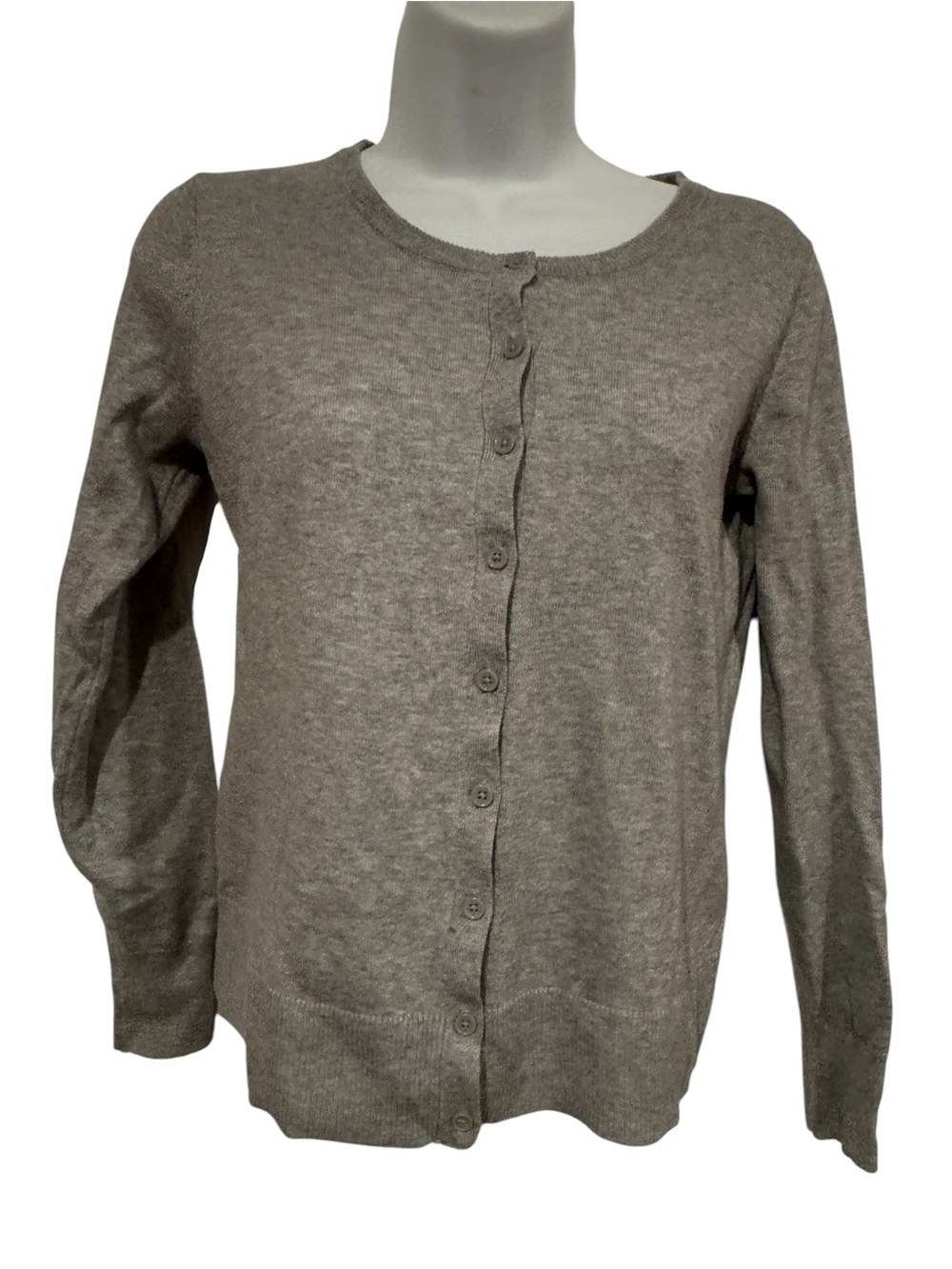 Old Navy Light Gray Knit Crewneck Sweater Top